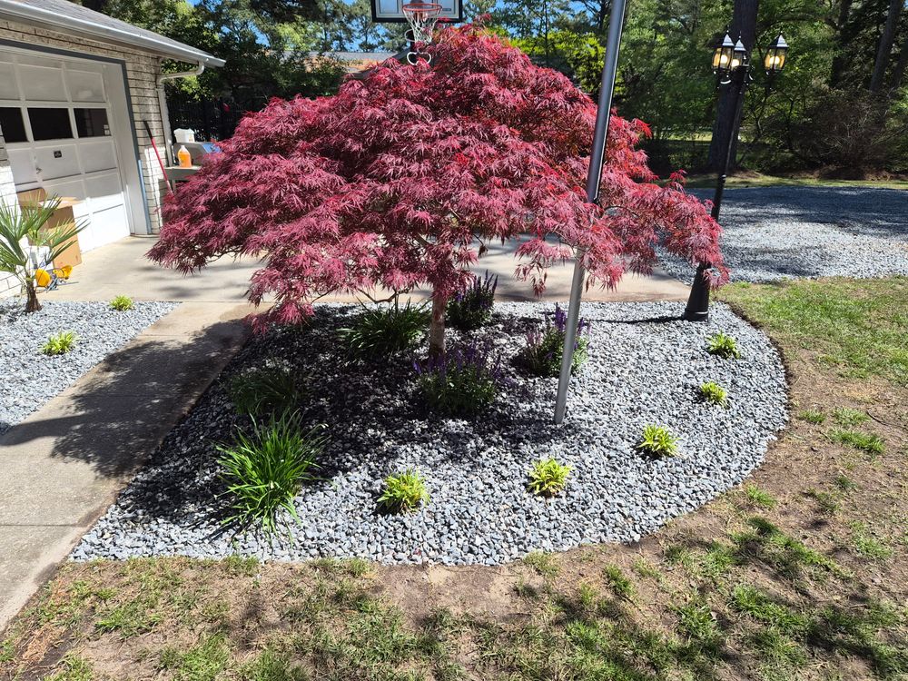 Landscaping  for 4 Points Lawncare LLC in Hayes, VA