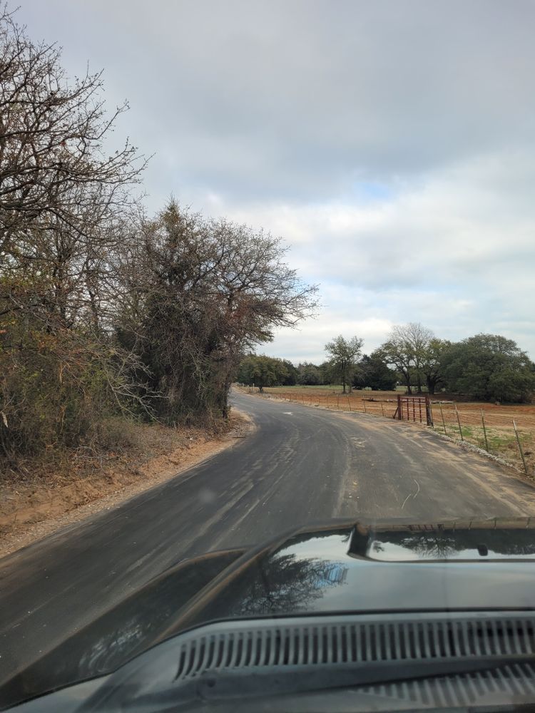 Blacktop for Integrity Construction  in Azle, Texas