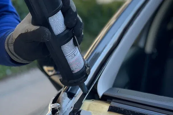 All Photos for Ivan's Mobile Auto Glass in Antioch, CA