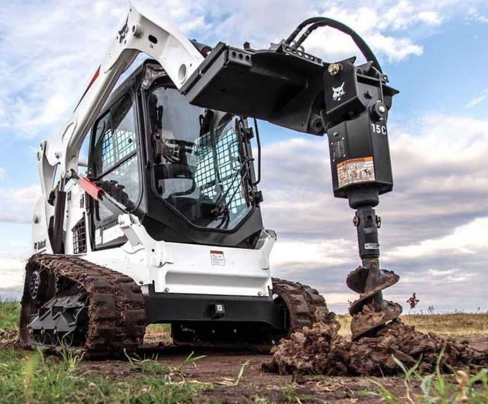 Our Skid Steer augers rental service offers homeowners a convenient and cost-effective solution for drilling holes effortlessly in various landscaping or construction projects with top-quality equipment and reliable support. for Edinburg Equipment Rentals, LLC in Edinburg, OH