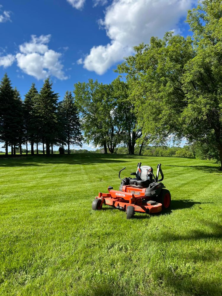 Division One Landscaping team in Elko New Market, MN - people or person