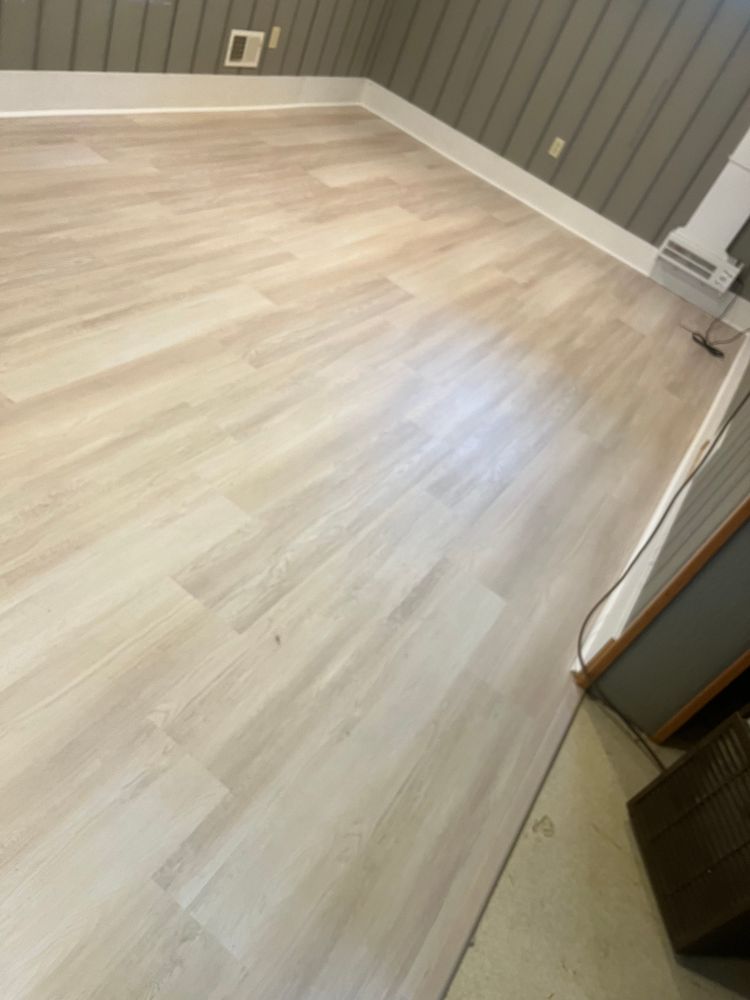All Photos for Dib 896 Flooring in Dearborn Heights, MI