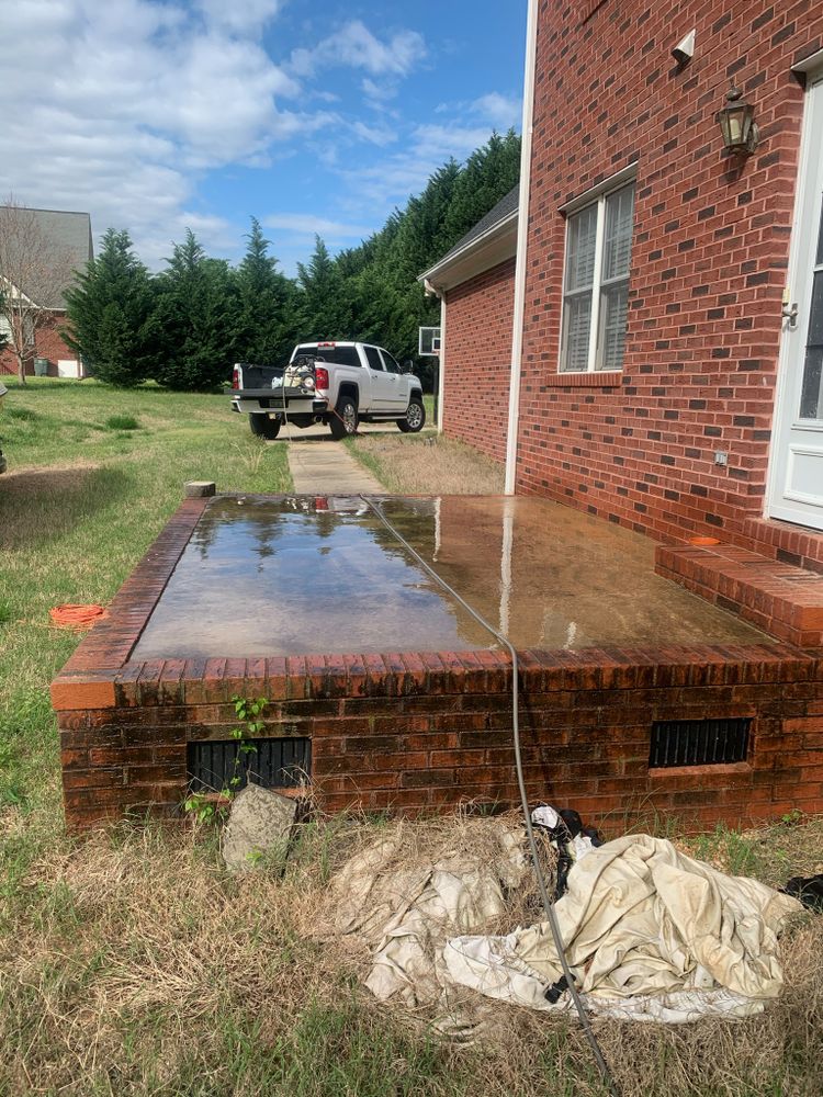 Brick cleaning for JB Applewhite's Pressure Washing in Anderson, SC