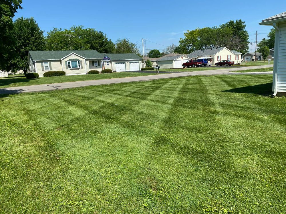 Lawn Care for Davidson Lawn Care LLC in Greensburg, IN