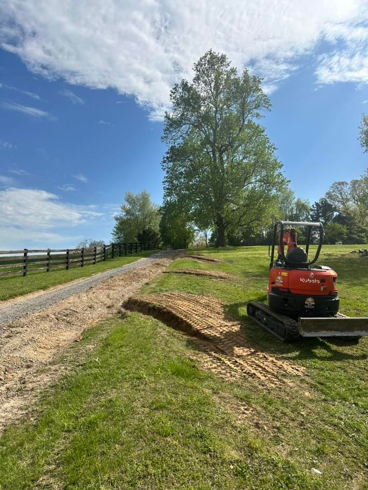 Oaks Excavating team in Lyles, TN - people or person