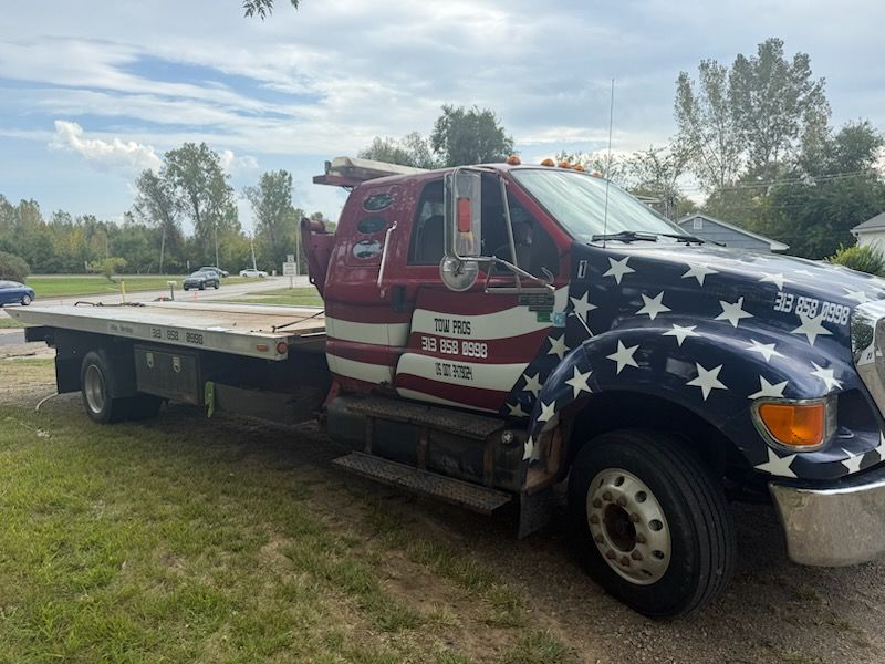 Our Heavy-Duty Towing Services provide reliable assistance for larger vehicles, ensuring safe transportation with specialized equipment and experienced professionals, offering peace of mind during stressful roadside situations. Trust us for all towing needs. for Tow Pros in Westland, MI