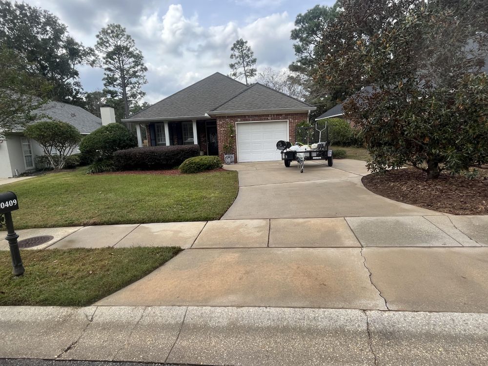 All Photos for All-Star Lawn Care & Soft Washing in Mobile, AL