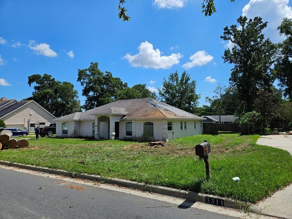 Enhance your outdoor space with our professional lawn care services—ensuring lushness and vitality through expert mowing, fertilization, and weed control for a beautifully maintained landscape that complements your property perfectly. for J & E Land Clearing, LLC. in Dunnellon, FL