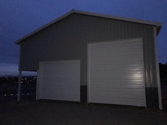 All Photos for 423 Garage Doors in Signal Mountain, Tennessee