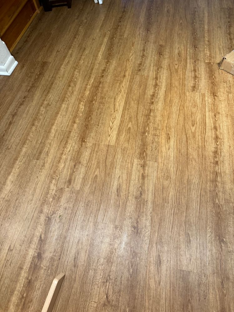 Flooring photos  for Willett Flooring Inc. in Springfield, IL