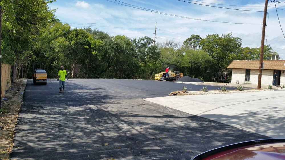 Asphalt and Paving for Hurts Asphalt Paving in Athens, TX