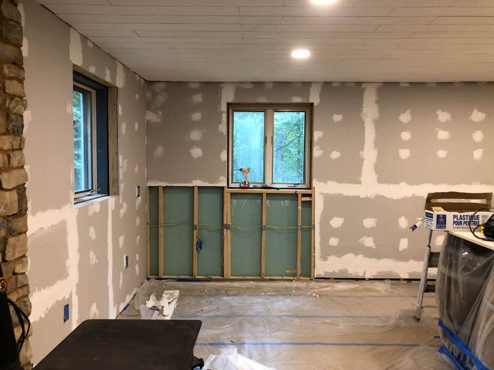 Our expert drywall repair service swiftly fixes holes, cracks, and imperfections in your walls, restoring a seamless finish that enhances the beauty and integrity of your home with precision and care. for BlueLine Drywall in Asheville, NC