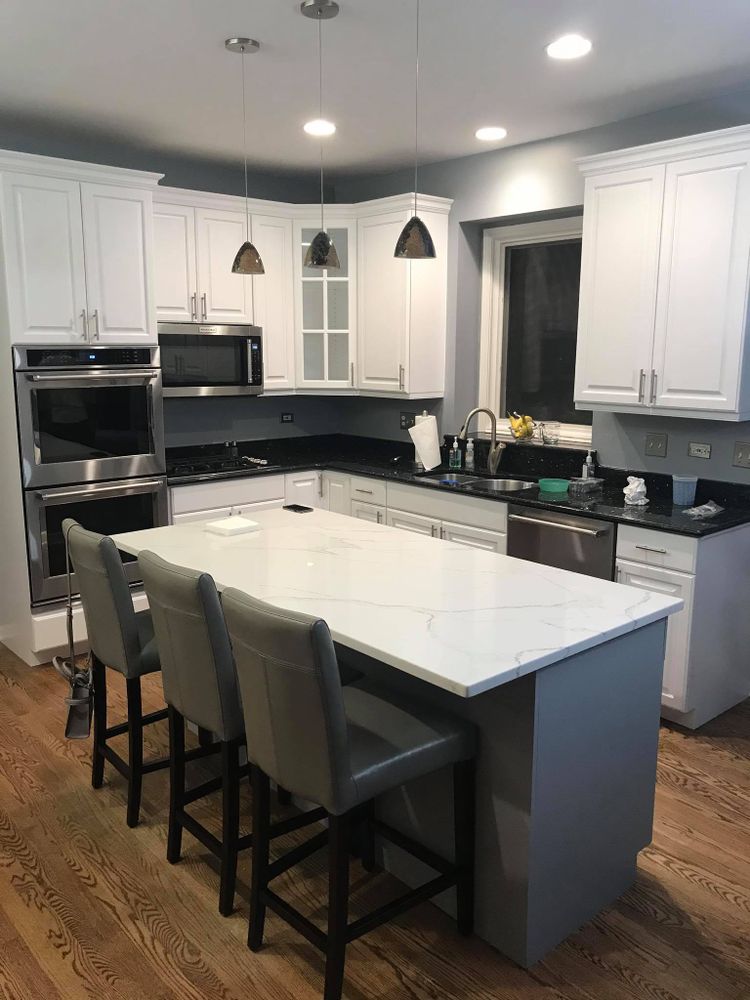 Ekwood Finishes team in St. Charles, IL - people or person