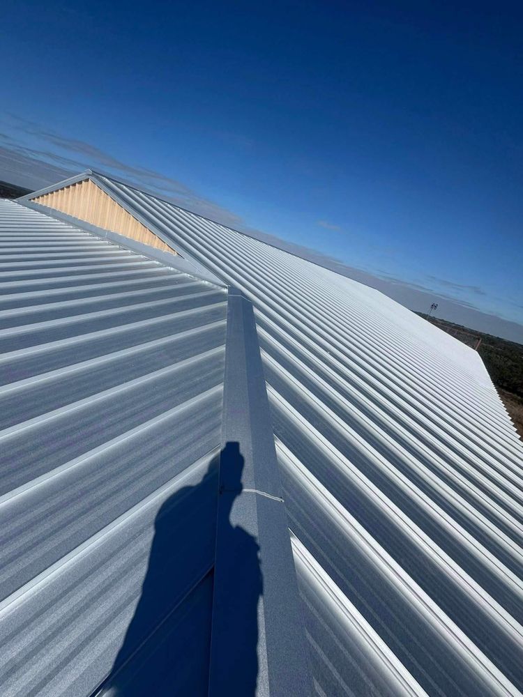 All Photos for Barcenas Roofing & Remodeling in San Saba, TX