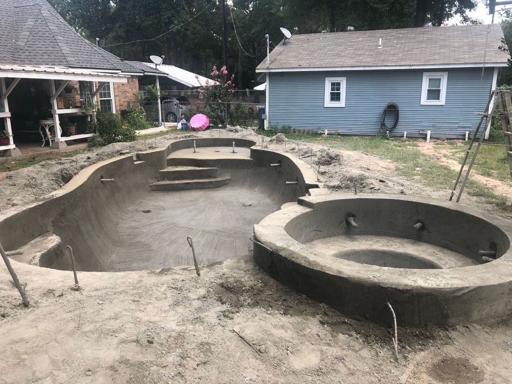 All Photos for Backyard Paradise Pools! in Splendora, TX