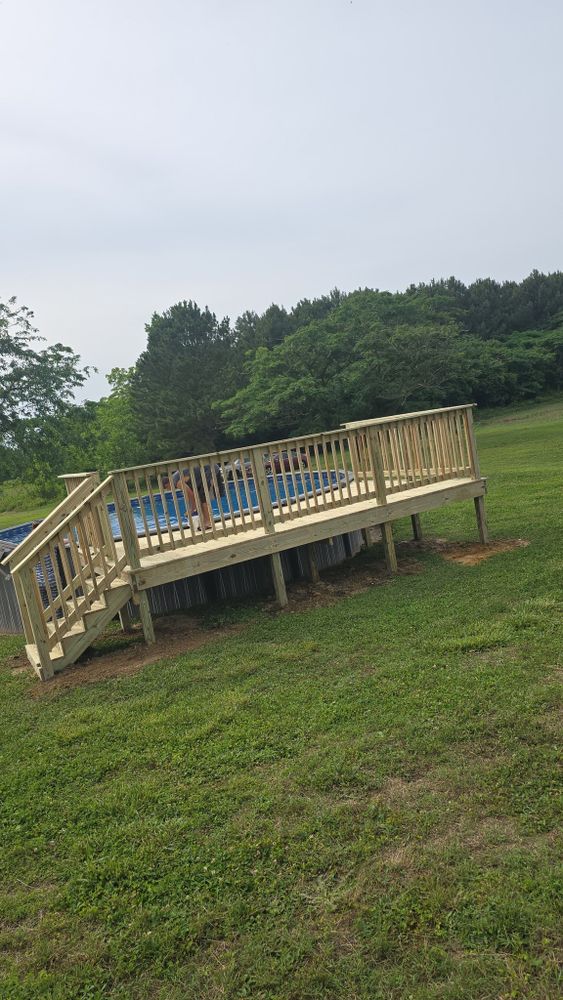 Fences for J&B Decks and Fencing in Goldsboro, NC