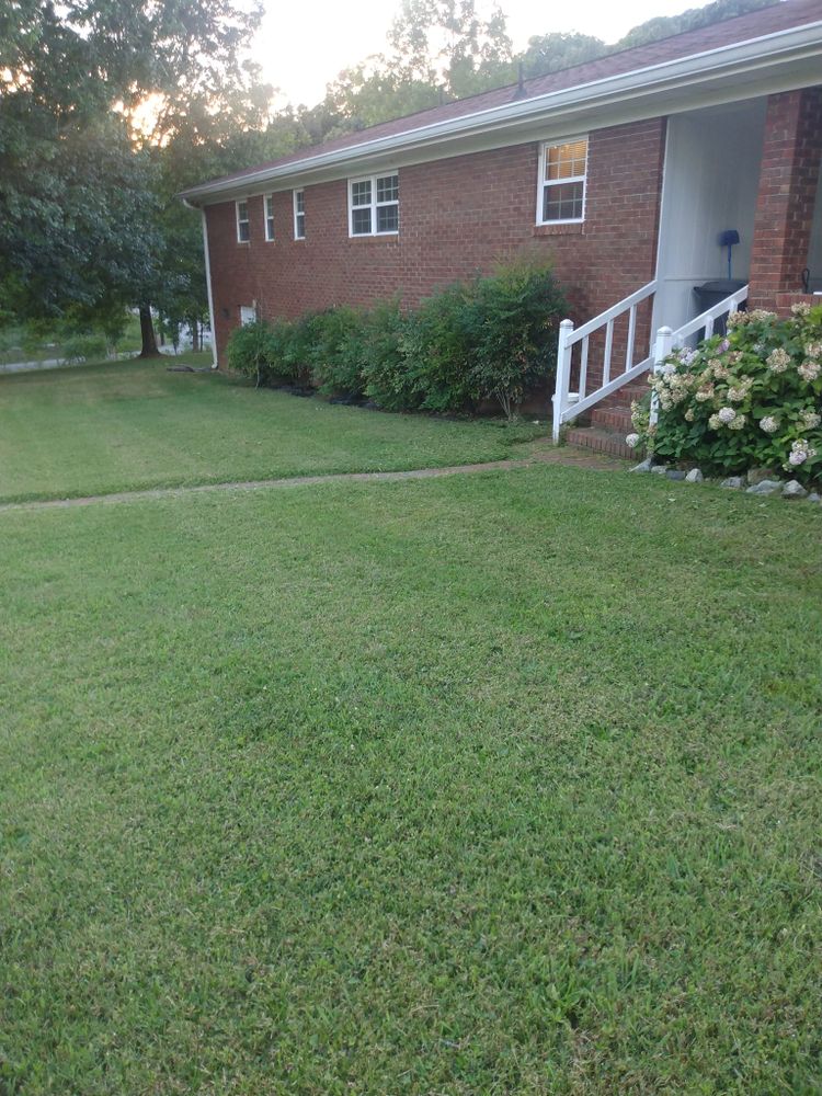 All Photos for KWL Lawn Care in Etowah, TN