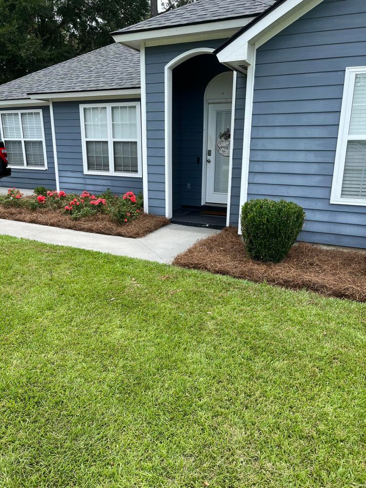 Lawn Care for Sanders Lawn Service in Ray City, GA