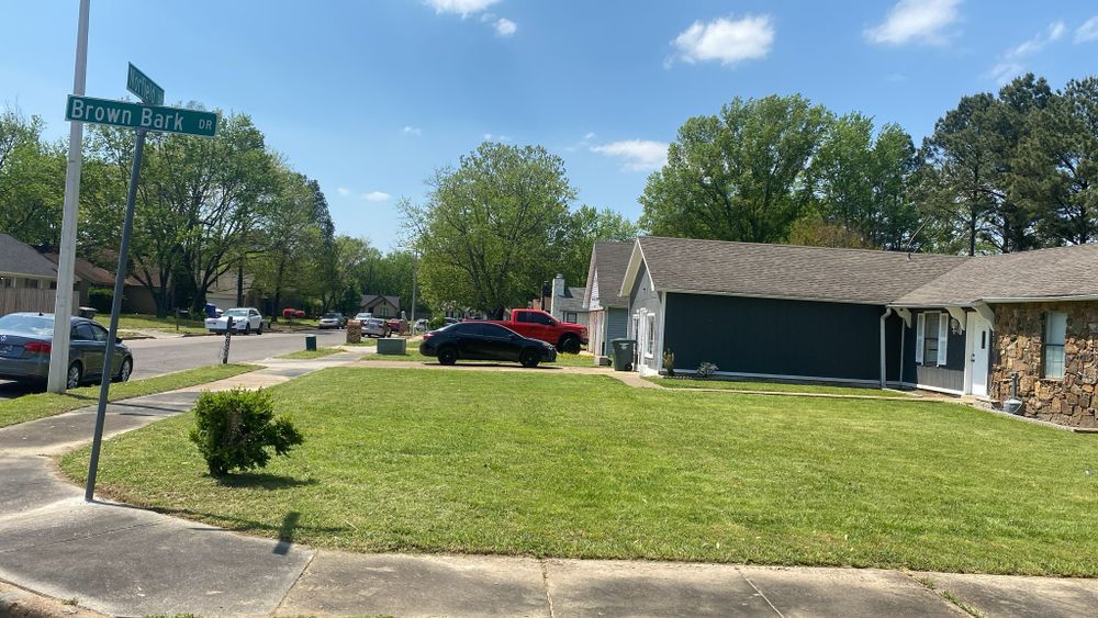 All Photos for Sanchez Z. Landscaping in Memphis, TN