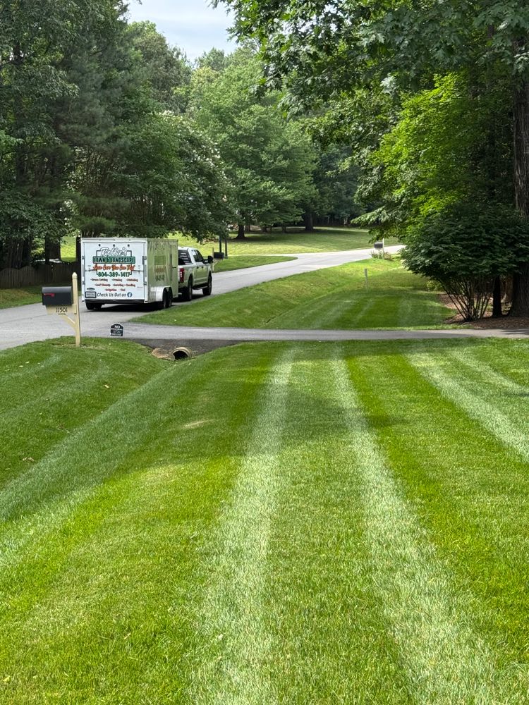 All Photos for Robbie's Lawn & Landscape in Chesterfield, VA
