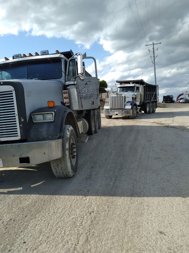 Excavating for J&G Trucking Excavating & Hauling in Nashville, TN