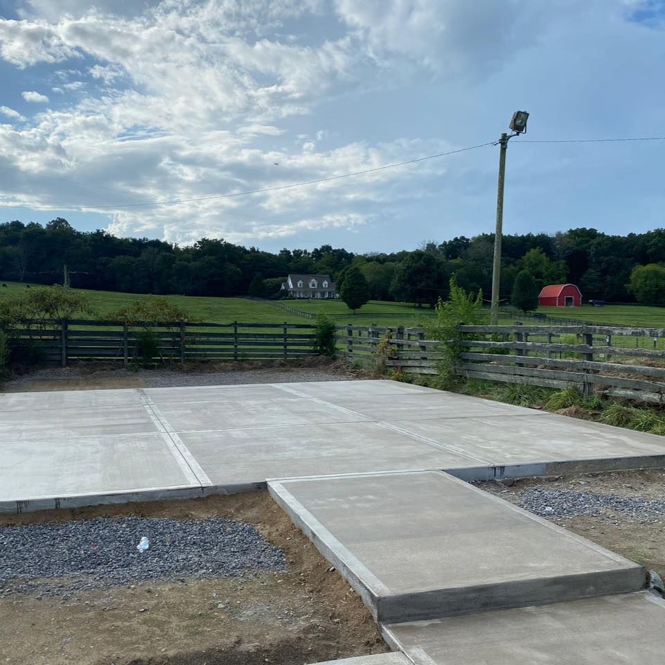 Miranda's Concrete team in Cleveland, TN - people or person