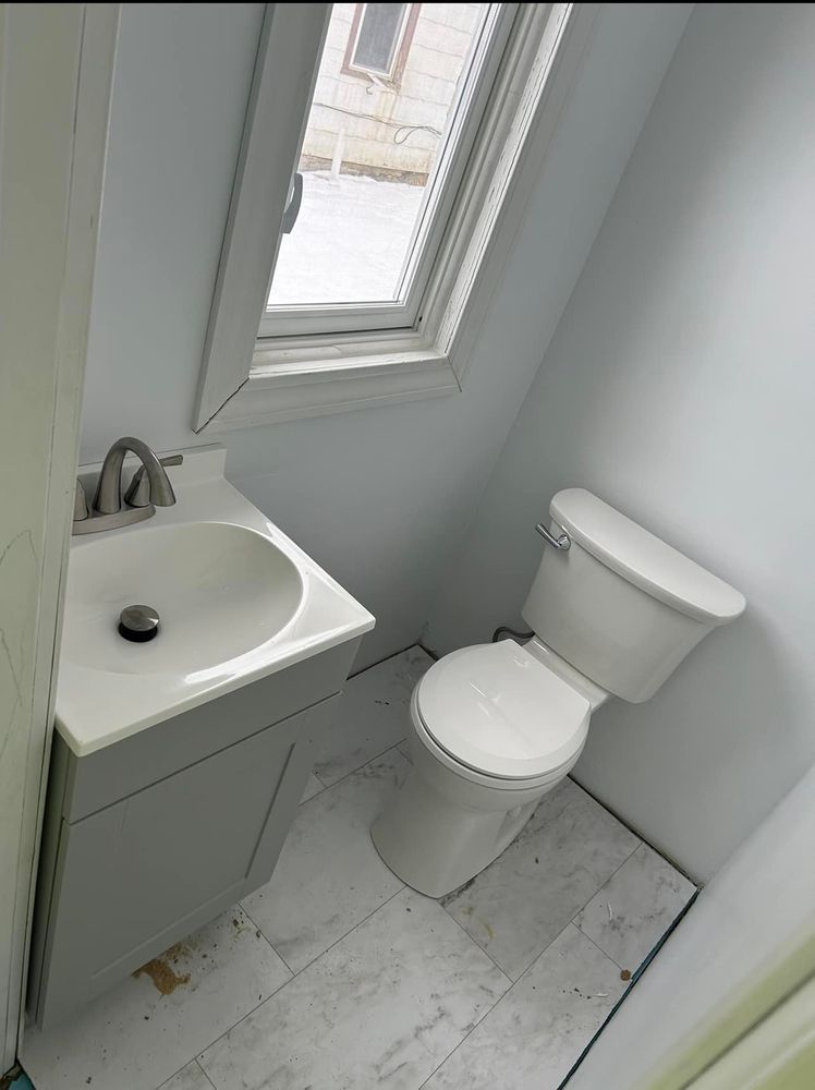 Our Toilet Repairs and Installation service ensures efficient, reliable solutions for any toilet issues, enhancing functionality with expert craftsmanship. Trust us for swift repairs or seamless new installations tailored to your home’s needs. for Suburban Plumbing MN in Minneapolis, MN