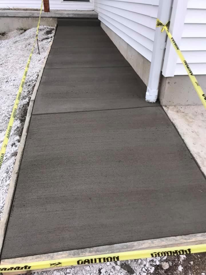 Our professional Concrete Repair service restores the integrity and appearance of damaged or deteriorating concrete surfaces in your home, ensuring we are safe, durable, and visually appealing for years to come. for L M Concrete Construction in Mount Sterling,  IL