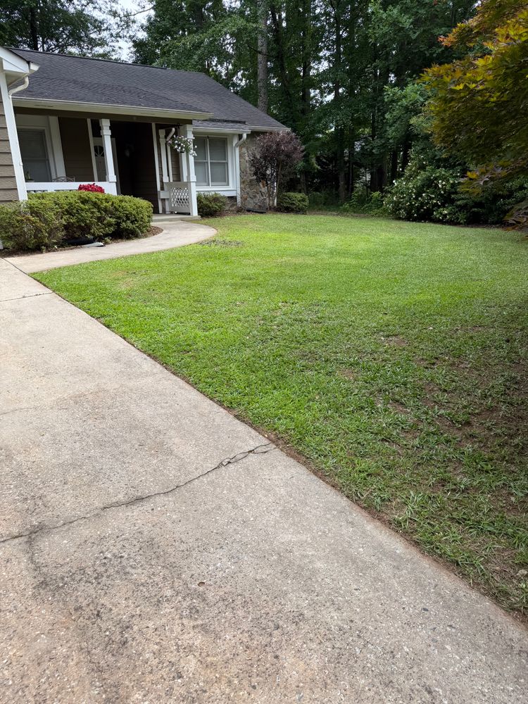 All Photos for Fantastic Lawn Care LLC in Fayetteville, GA
