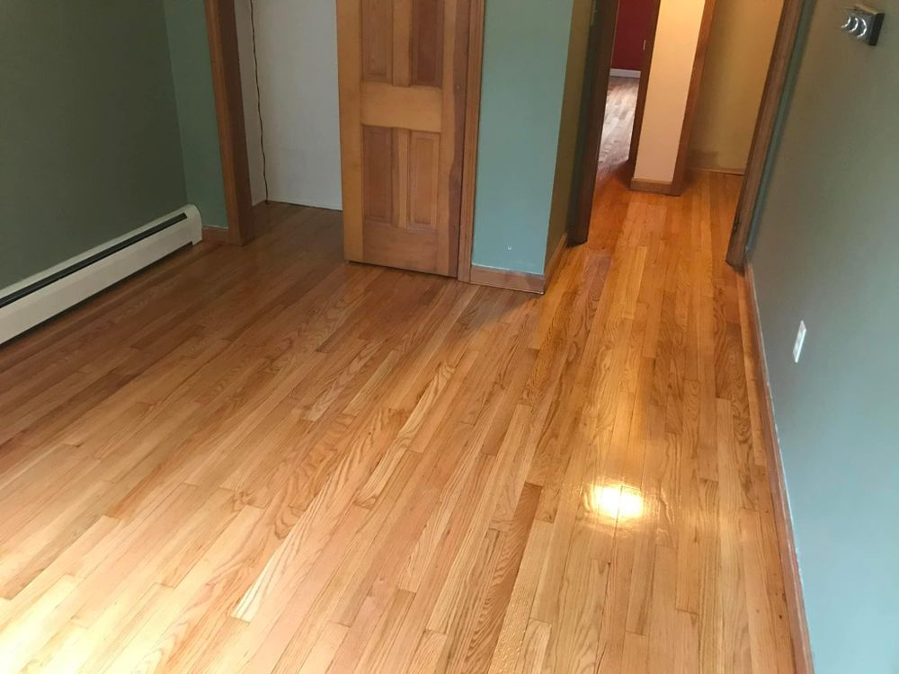 All Photos for Laura Mae Properties in Wolcott, CT