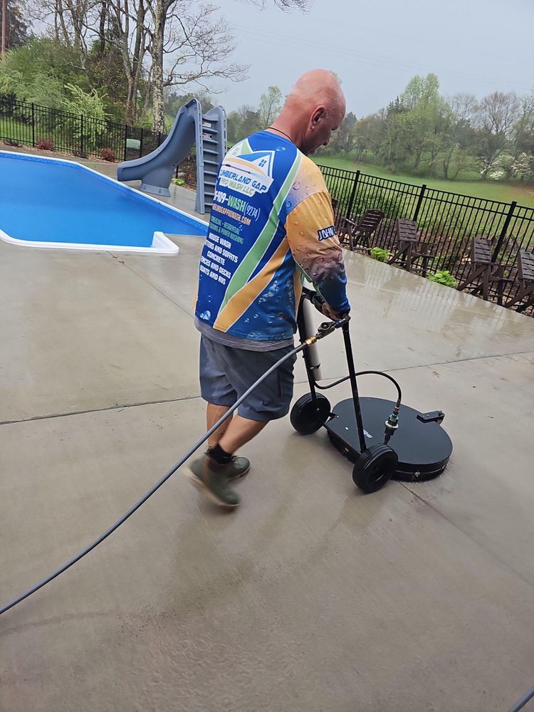 Home Softwash for Cumberland Gap Pro Wash LLC in Harrogate, Tennessee