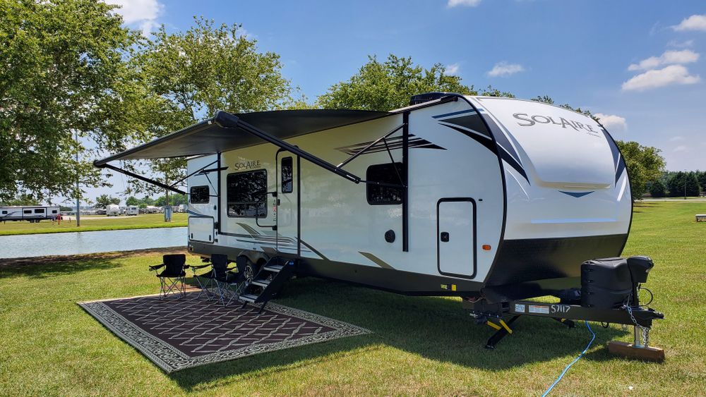 2022 Solarie 36 ft for Paradise RV Rentals in Perry, GA