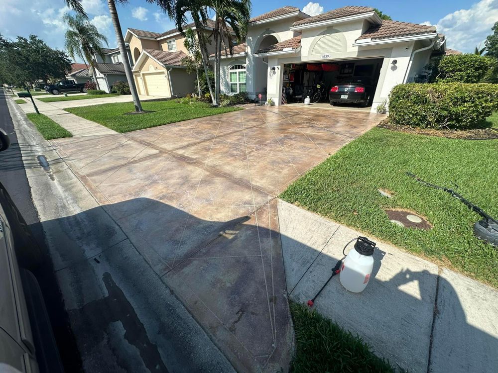 Concrete Cleaning for Hubbard's Pressure Washing in Naples, FL