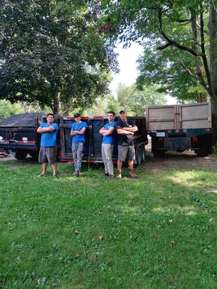 Blue Eagle Junk Removal team in Oakland County, MI - people or person