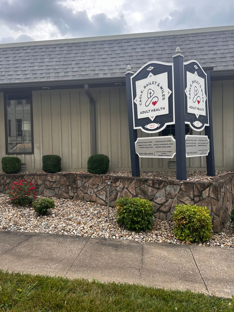 All Photos for Bailey’s Lawn Care & Dirt Service in Murray, KY