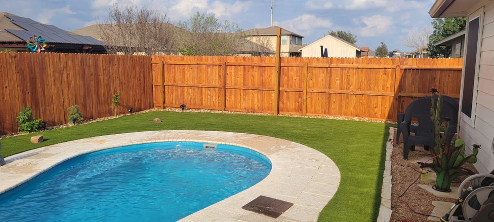 Fence Stain and Seal for Ansley Staining and Exterior Works in New Braunfels, TX