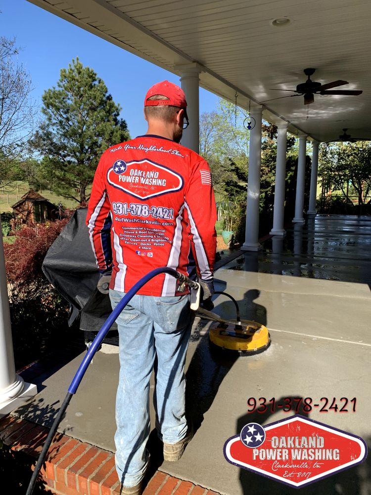 House and Roof Softwash for Oakland Power Washing in Clarksville, TN