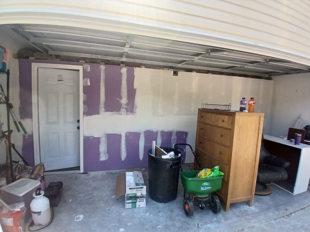 Carterville Garage Conversion for Dead Tree General Contracting in Carbondale, Illinois