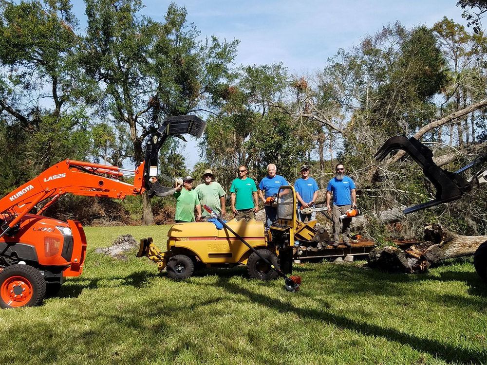 Spruce Creek Tree Service team in Port Orange, FL - people or person