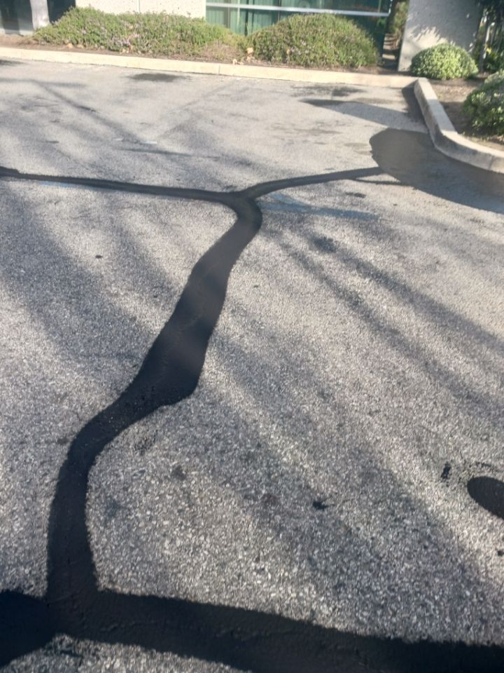 Asphalt and Paving for VenMor Asphalt Maintenance in Santa Paula, CA