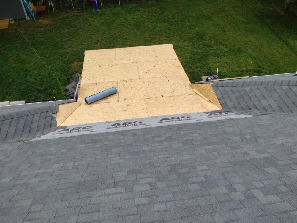 Roofing Installation for Red River Roofing and Renovations in Bowling Green, KY