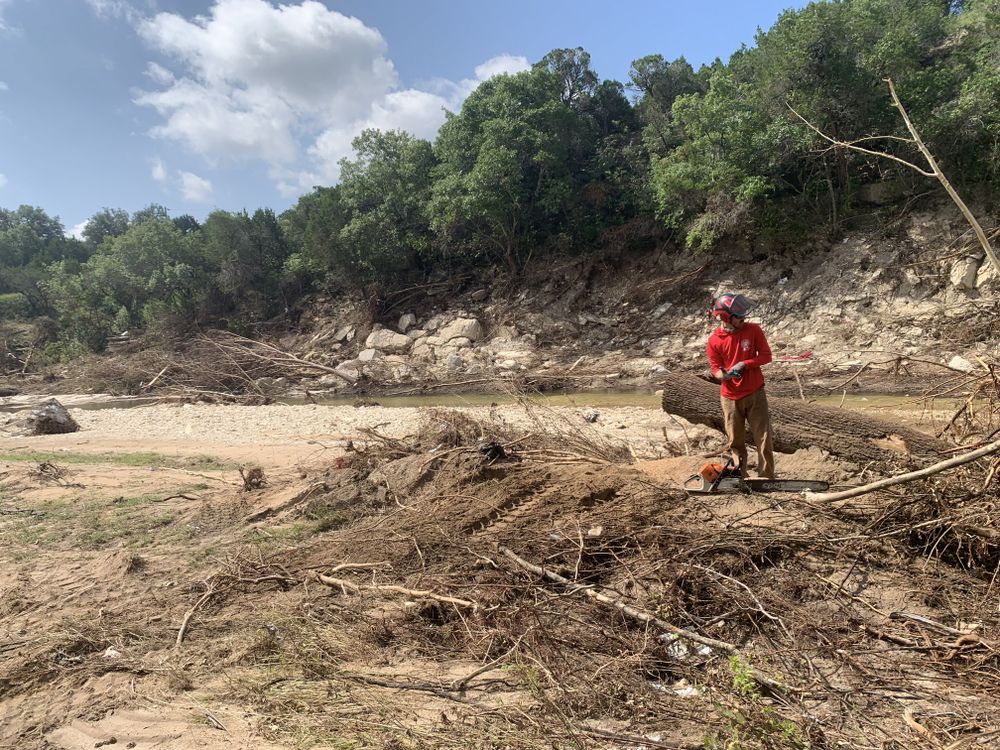 All Photos for Braun Tree Service in Floresville, Texas