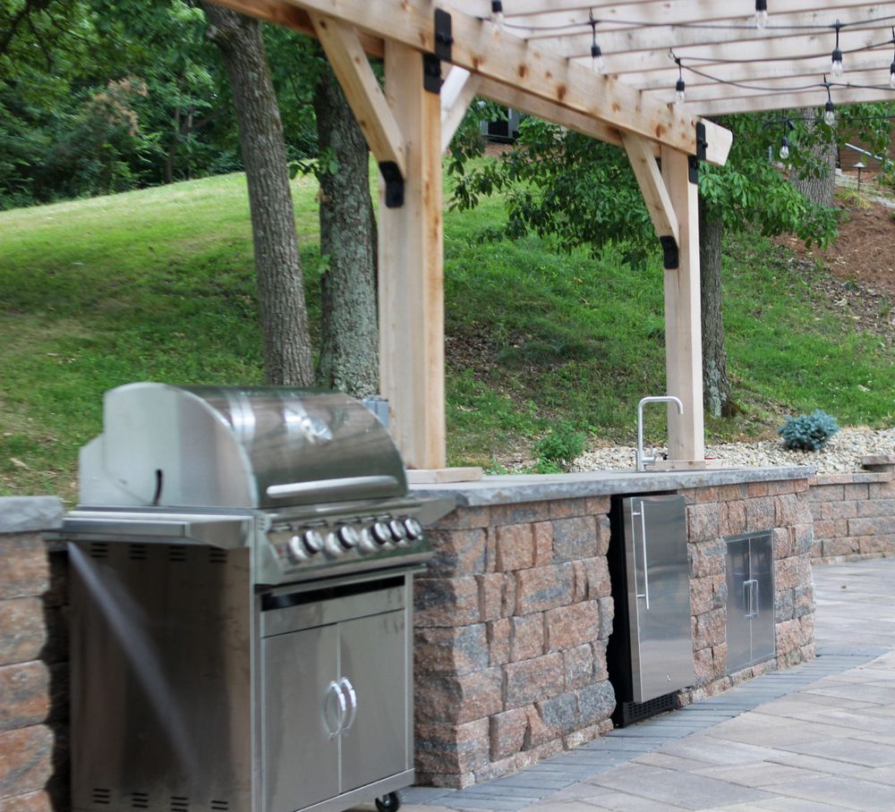 Landscape Installation for Mayfield Landscaping in Staunton, IL