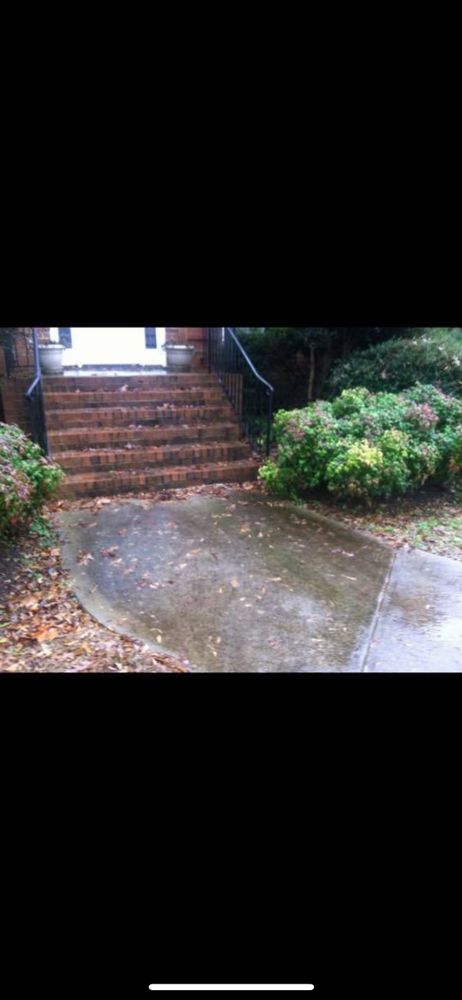 Brick cleaning for JB Applewhite's Pressure Washing in Anderson, SC