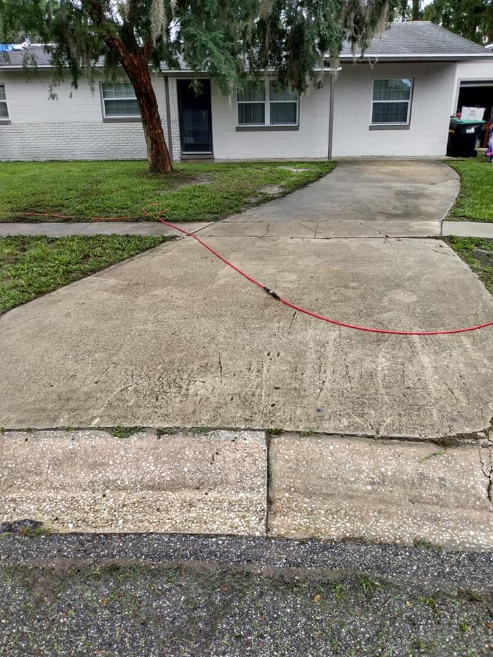 Home Softwash for Jonny On The Spot Pressure Washing LLC in Orlando, FL