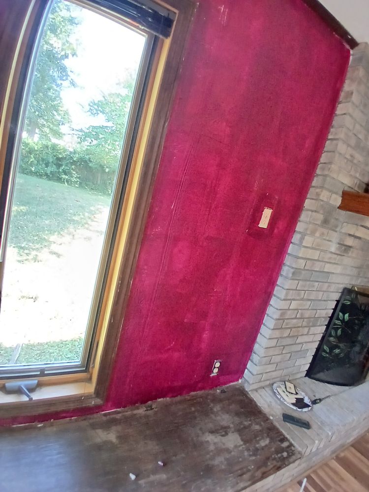 Carbondale Roof Leak repair and Drywall installation for Dead Tree General Contracting in Carbondale, Illinois