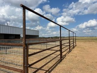 All Photos for Metal Construction in Texas in Seguin, TX