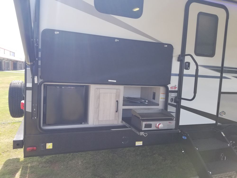 Solaire  for Paradise RV Rentals in Perry, GA