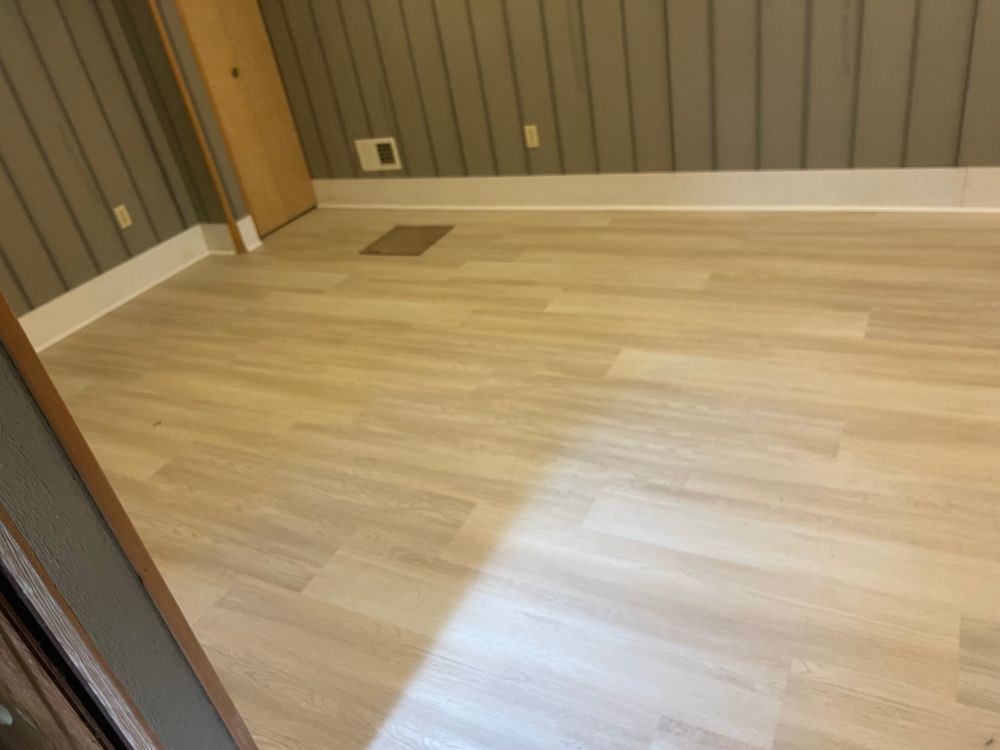 All Photos for Dib 896 Flooring in Dearborn Heights, MI