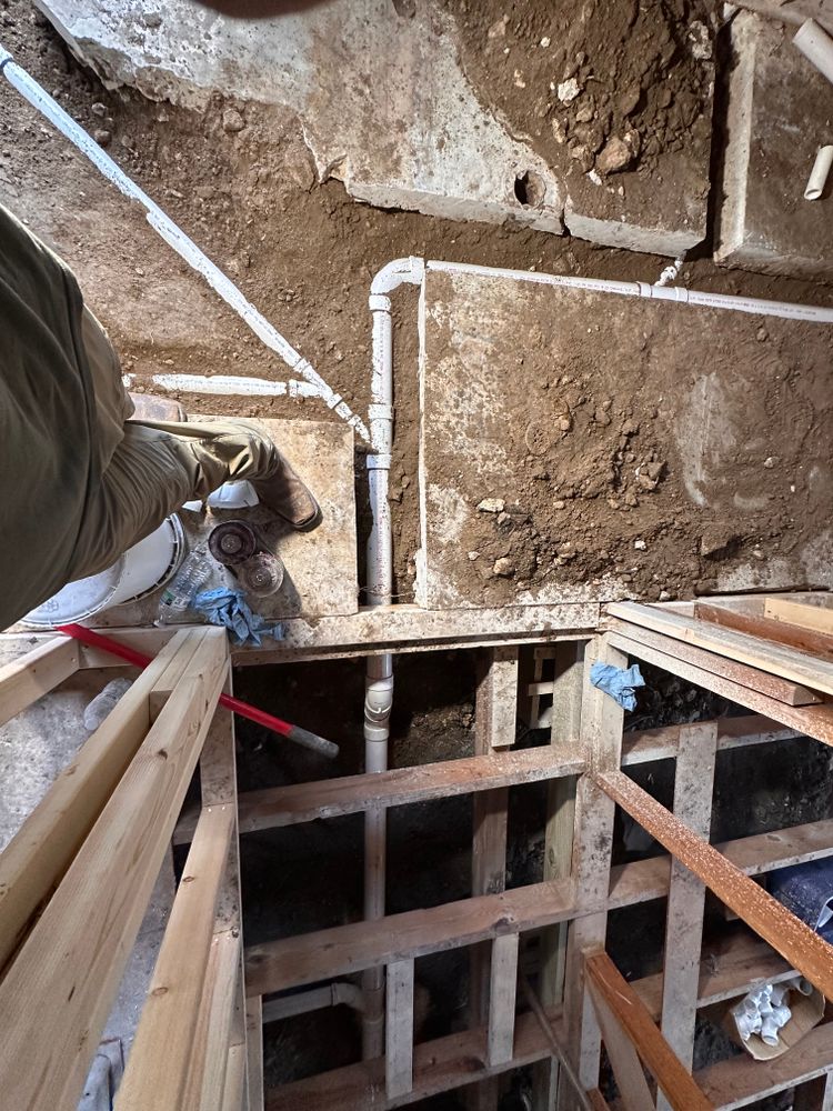 All Photos for Martin Plumbing Services in Clifton, TX